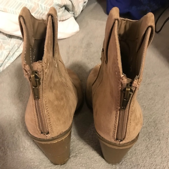 Merona Booties from Target - Picture 5 of 8